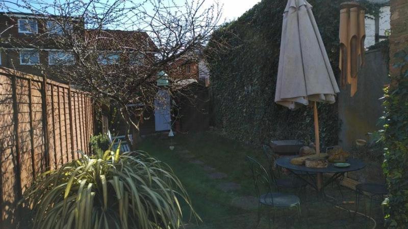 Cosy London Double Room Near Wimbledon Extérieur photo